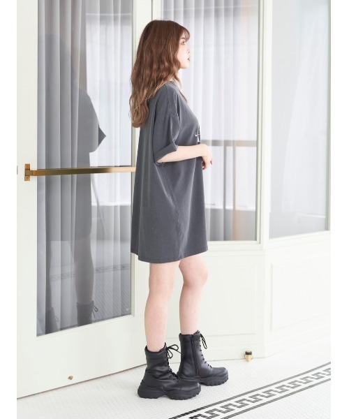 Darich(ダーリッチ)の「ballerinaグラフィックTシャツ(Tシャツ/カットソー・レディース・ホワイト/チャコールグレー/グレー・FREE)」の7枚目の写真
