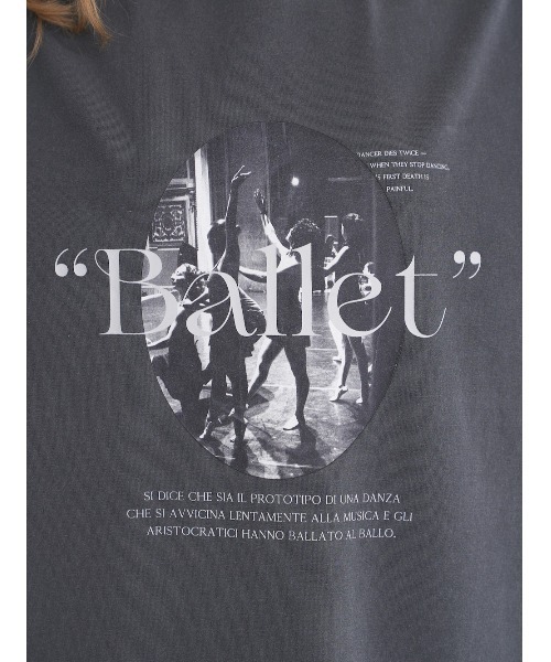Darich(ダーリッチ)の「ballerinaグラフィックTシャツ(Tシャツ/カットソー・レディース・ホワイト/チャコールグレー/グレー・FREE)」の14枚目の写真
