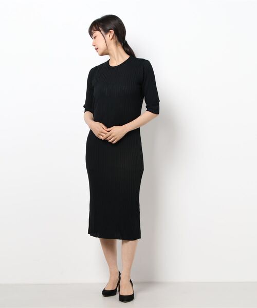 Monocoro toppi(モノコロトッピ)の「リブニットミモレ丈ワンピース(ワンピース・レディース・ベージュ/グレー/ブラック・MEDIUM)」の8枚目の写真