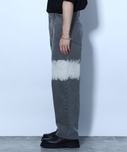 HARE（ハレ）の「ブリーチWストレートデニムパンツ(HARE)（デニムパンツ・メンズ・ブラック/ブルー・SMALL/MEDIUM）」の6枚目の写真
