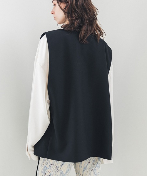 LiNoH（リノー）の「WOOL TWILL BELTED VEST（ベスト・メンズ・ブラック/グリーン・FREE）」の7枚目の写真