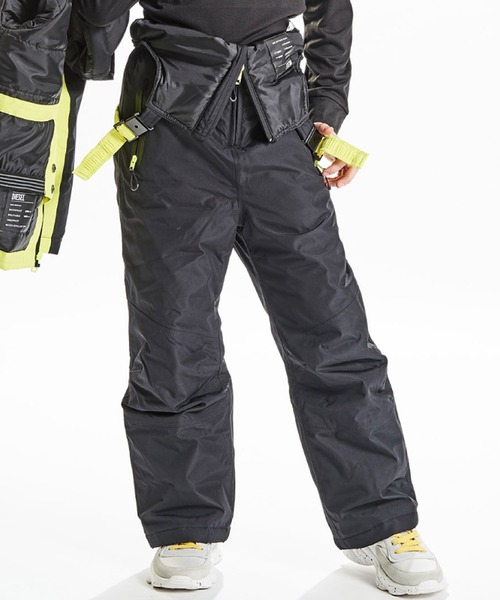 DIESEL KIDS（ディーゼルキッズ）の「DIESEL（ディーゼル）Kids & Junior 　スキー用オーバーオール（サロペット/オーバーオール・キッズ・ブラック・10Y/6Y/16Y/12Y/8Y/4Y/14Y）」の5枚目の写真