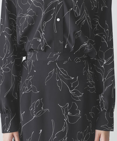 BEAMS LIGHTS(ビームスライツ)の「BEAMS LIGHTS / ドロー フラワー プリント Iライン スカート(スカート・レディース・オフホワイト/ブラック・36/38)」の17枚目の写真