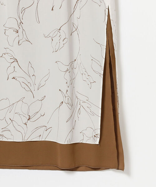 BEAMS LIGHTS(ビームスライツ)の「BEAMS LIGHTS / ドロー フラワー プリント Iライン スカート(スカート・レディース・オフホワイト/ブラック・36/38)」の12枚目の写真