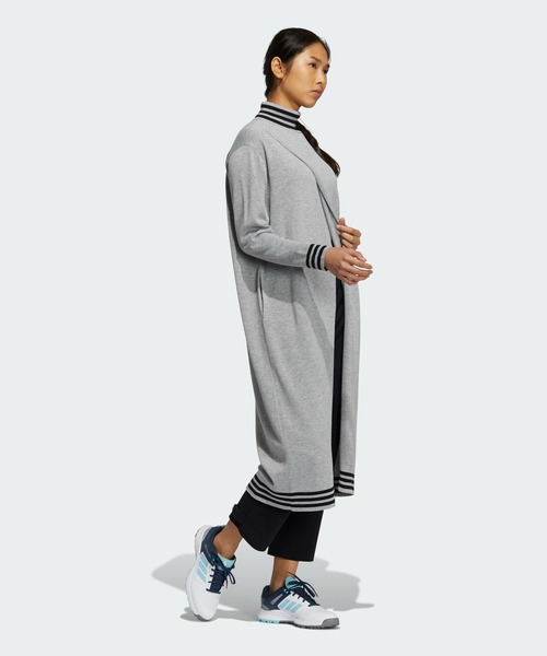 adidas（アディダス）の「スリーストライプス セーターポンチョ