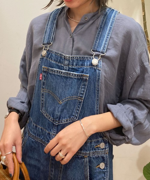 URBAN RESEARCH DOORS（アーバンリサーチドアーズ）の「Levi's XX DENIM　LOOSE OVERALL（サロペット/オーバーオール・レディース・ライトブルー・SMALL）」の2枚目の写真