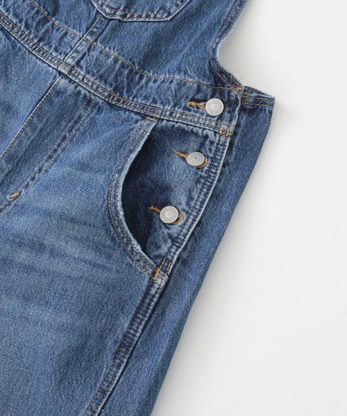 URBAN RESEARCH DOORS（アーバンリサーチドアーズ）の「Levi's XX DENIM　LOOSE OVERALL（サロペット/オーバーオール・レディース・ライトブルー・SMALL）」の8枚目の写真