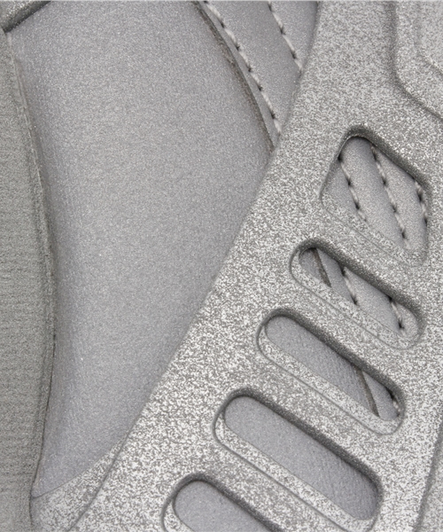 PUMA（プーマ）の「DISC BLAZE REFLECTIVE（スニーカー・メンズ・シルバー・23cm/26cm/22.5cm/23.5cm/25.5cm/29cm/24.5cm/27cm/26.5cm/27.5cm/24cm/28cm/28.5cm/25cm）」の8枚目の写真