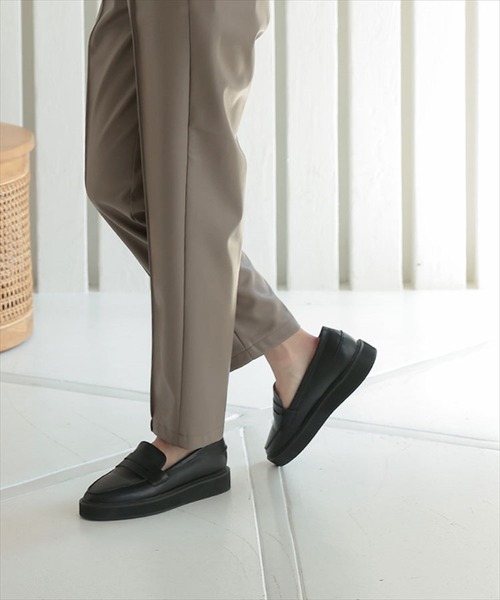 DONOBAN（ドノバン）の「プラットフォームローファー（ローファー・レディース・ホワイト/ブラック・25.0/23.0/24.0）」の10枚目の写真