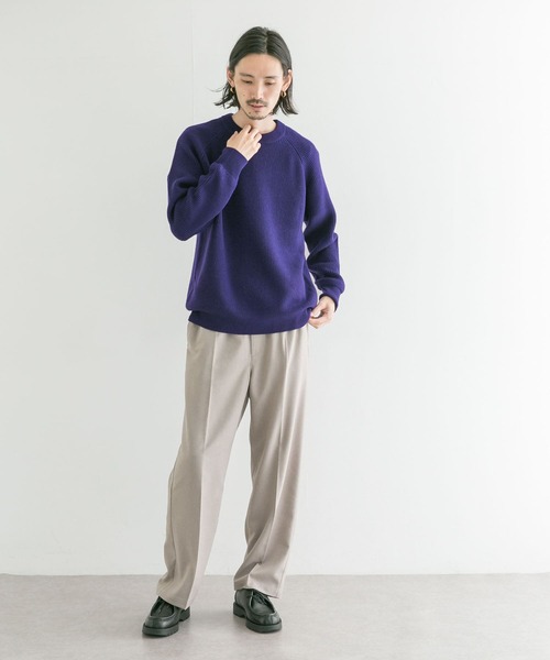 URBAN RESEARCH（アーバンリサーチ）の「ハンドウォッシャブルウールクルーネックニット（ニット/セーター・メンズ・ブラック/オフホワイト/チャコールグレー/パープル・LARGE/MEDIUM）」の7枚目の写真