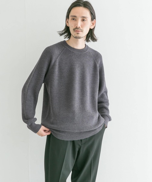 URBAN RESEARCH（アーバンリサーチ）の「ハンドウォッシャブルウールクルーネックニット（ニット/セーター・メンズ・ブラック/オフホワイト/チャコールグレー/パープル・LARGE/MEDIUM）」の13枚目の写真