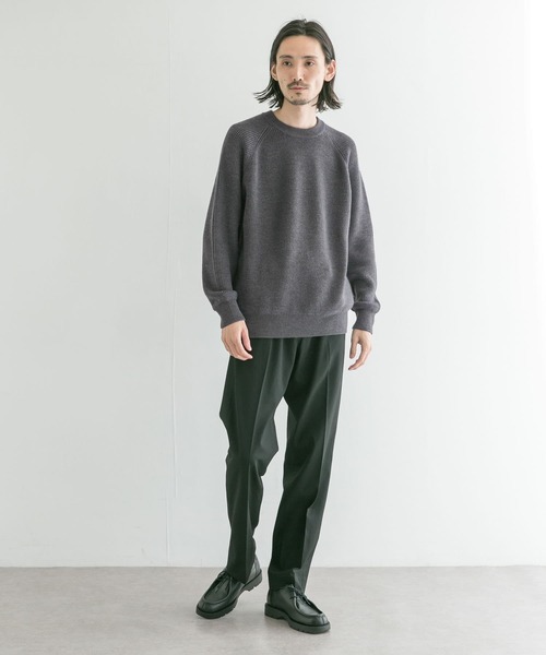 URBAN RESEARCH（アーバンリサーチ）の「ハンドウォッシャブルウールクルーネックニット（ニット/セーター・メンズ・ブラック/オフホワイト/チャコールグレー/パープル・LARGE/MEDIUM）」の14枚目の写真