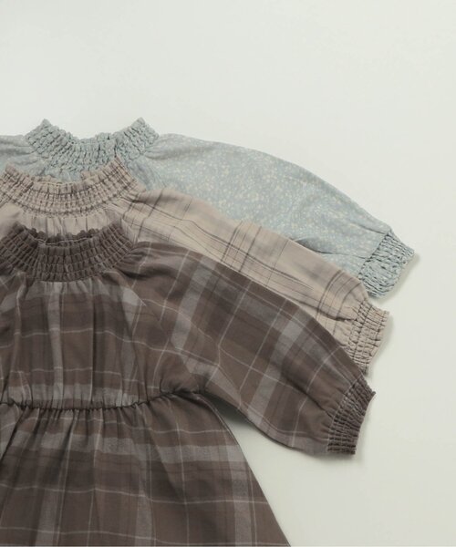 apres les cours(アプレレクール)の「シャーリングワンピース(ワンピース・キッズ・ベージュ/ブラウン/サックスブルー・90/100/110/120/80/130/140)」の11枚目の写真