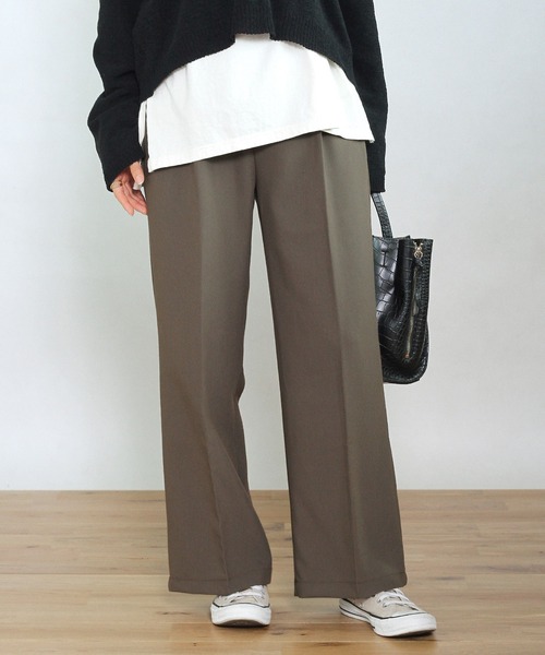 Crisp yours(クリスプユアーズ)の「【WEB限定】2タックセンタープレスパンツ(スラックス・レディース・ベージュ/ブラウン/グレー・FREE)」の3枚目の写真