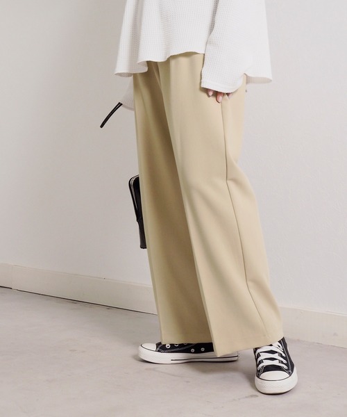 Crisp yours(クリスプユアーズ)の「【WEB限定】2タックセンタープレスパンツ(スラックス・レディース・ベージュ/ブラウン/グレー・FREE)」の11枚目の写真