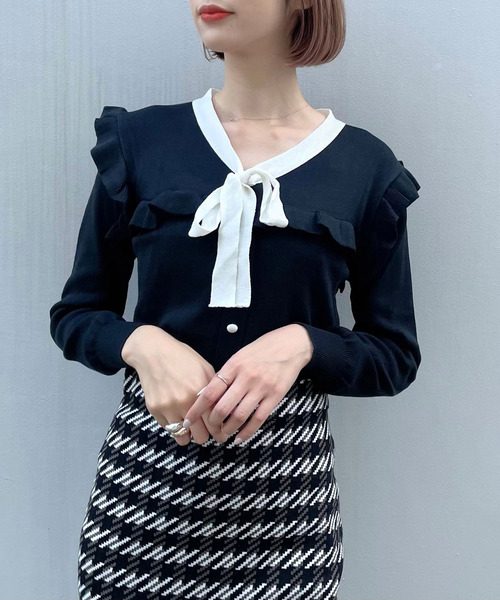titty&Co. PETIT(ティティアンドコープティ)の「【titty&Co.PETIT】バイカラーリボンニットトップス(ニット/セーター・レディース・ホワイト/ブラック・FREE)」の6枚目の写真