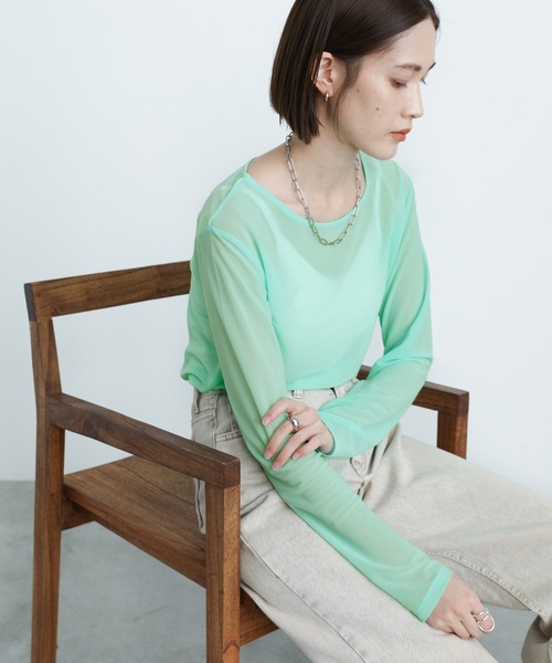 select MOCA(セレクトモカ)の「クルーネックシアートップス(Tシャツ/カットソー・レディース・ホワイト/ブラック/サックスブルー/ピンク/オレンジ/グリーン・FREE)」の4枚目の写真