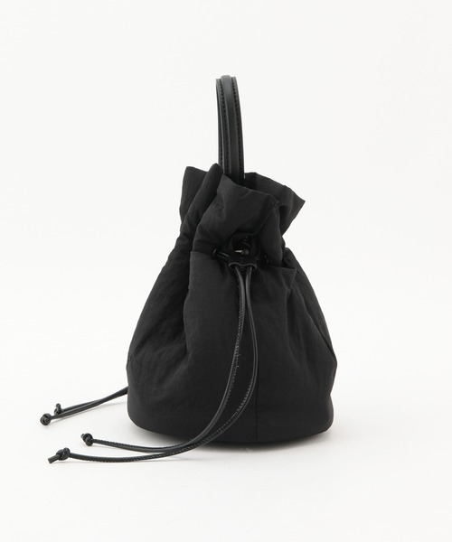 ROPE'（ロペ）の「ソフトパフドローストリング巾着バッグ（ハンドバッグ・レディース・ブラック/オレンジ/グリーン・FREE）」の13枚目の写真