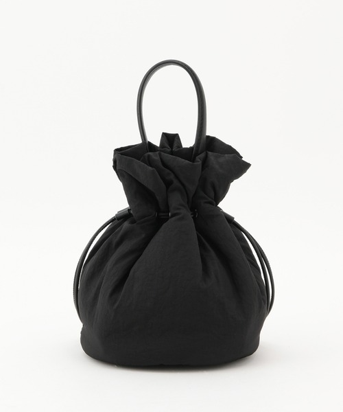 ROPE'（ロペ）の「ソフトパフドローストリング巾着バッグ（ハンドバッグ・レディース・ブラック/オレンジ/グリーン・FREE）」の14枚目の写真