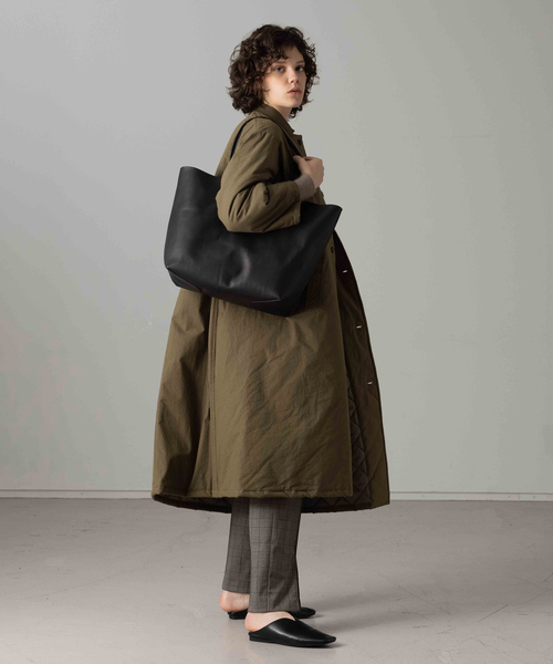 Yarmo（ヤーモ）の「【Yarmo/ヤーモ】Quiliting Lab Coat キルティングラボコート（ステンカラーコート・レディース・カーキ/ブラック/ホワイト・フリー）」の5枚目の写真
