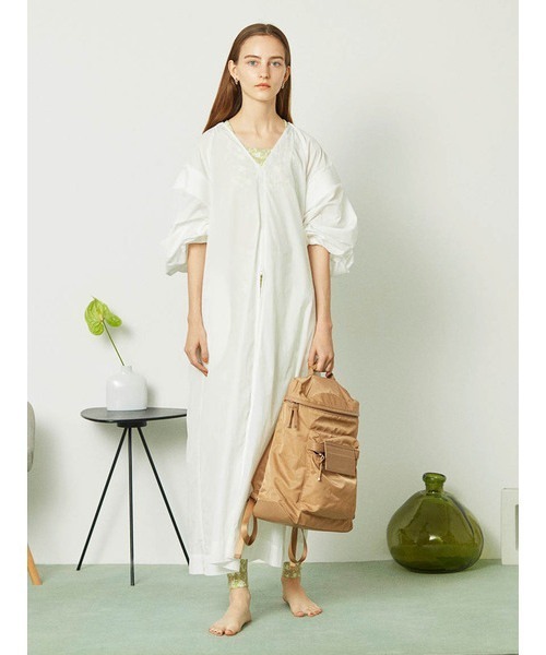 別注 Emmi Atelier Online限定 タートルネックニットワンピース クライマックスセール再値下げ