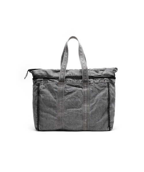 DIESEL(ディーゼル)の「メンズ ダークストーンウォッシュデニム トートバッグ(トートバッグ・メンズ・ブラック・UNI)」の7枚目の写真