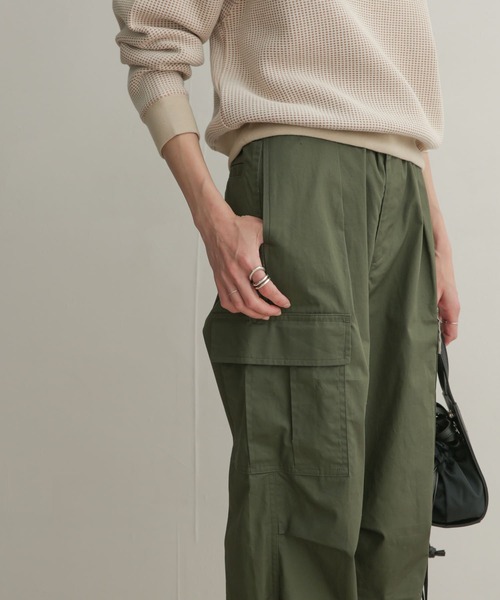 URBAN RESEARCH DOORS(アーバンリサーチドアーズ)の「カーゴパンツ(その他パンツ・レディース・カーキ・0/1)」の12枚目の写真