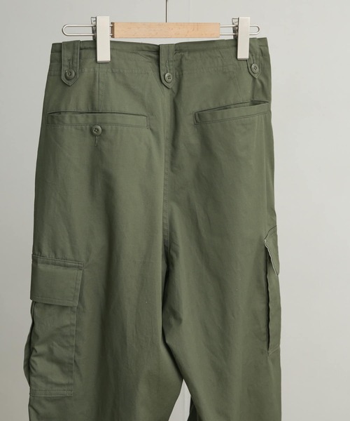 URBAN RESEARCH DOORS(アーバンリサーチドアーズ)の「カーゴパンツ(その他パンツ・レディース・カーキ・0/1)」の6枚目の写真