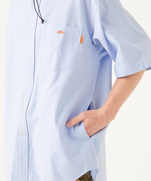 KRIFF MAYER（クリフメイヤー）の「リラックスoxシャツ半袖（シャツ/ブラウス・メンズ・ベージュ/ネイビー/オフホワイト/サックスブルー・MEDIUM/LARGE/X-LARGE）」の13枚目の写真