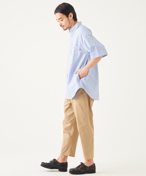 KRIFF MAYER（クリフメイヤー）の「リラックスoxシャツ半袖（シャツ/ブラウス・メンズ・ベージュ/ネイビー/オフホワイト/サックスブルー・MEDIUM/LARGE/X-LARGE）」の16枚目の写真