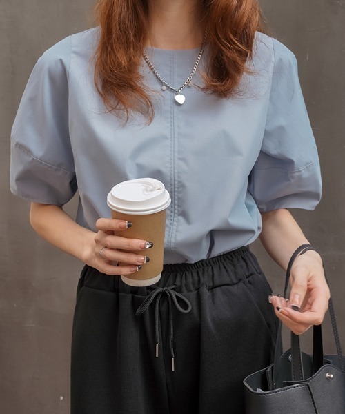 Diosfront(ディオスフロント)の「ボリュウームスリーブブラウス(シャツ/ブラウス・レディース・ホワイト/ベージュ/サックスブルー/イエロー/ライトグリーン/モカ・FREE)」の5枚目の写真