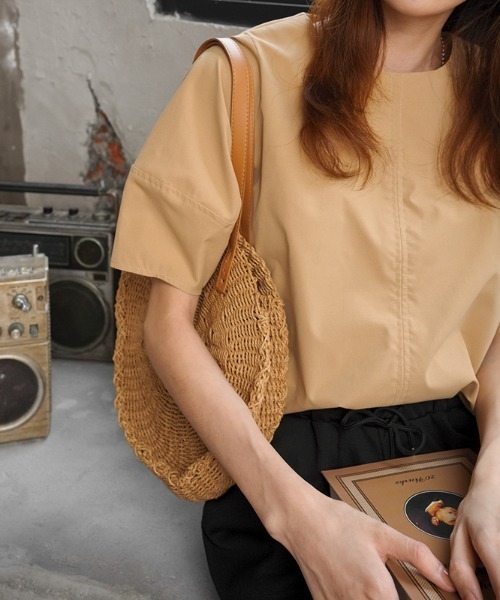 Diosfront(ディオスフロント)の「ボリュウームスリーブブラウス(シャツ/ブラウス・レディース・ホワイト/ベージュ/サックスブルー/イエロー/ライトグリーン/モカ・FREE)」の18枚目の写真