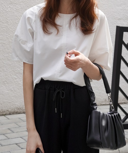 Diosfront(ディオスフロント)の「ボリュウームスリーブブラウス(シャツ/ブラウス・レディース・ホワイト/ベージュ/サックスブルー/イエロー/ライトグリーン/モカ・FREE)」の20枚目の写真