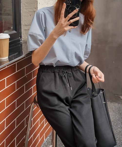 Diosfront(ディオスフロント)の「ボリュウームスリーブブラウス(シャツ/ブラウス・レディース・ホワイト/ベージュ/サックスブルー/イエロー/ライトグリーン/モカ・FREE)」の10枚目の写真