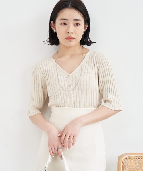 VANNIE U（ヴァニーユー）の「アイレットリブカーディガン（カーディガン/ボレロ・レディース・ブラック/ベージュ/レッド/ピンク/オレンジ/グリーン/アイボリー・FREE）」の8枚目の写真