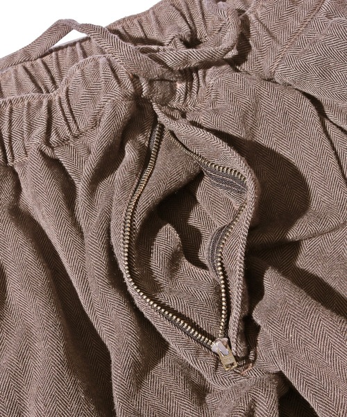 SEVEN BY SEVEN(セブンバイセブン)の「SEVEN BY SEVEN/セブン バイ セブン TUCK PANTS リネン混タックパンツ(スラックス・メンズ・グレー/チャコール・L/M)」の9枚目の写真