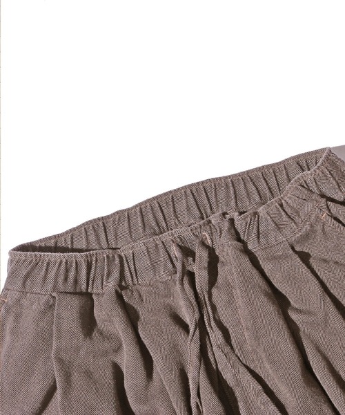 SEVEN BY SEVEN(セブンバイセブン)の「SEVEN BY SEVEN/セブン バイ セブン TUCK PANTS リネン混タックパンツ(スラックス・メンズ・グレー/チャコール・L/M)」の5枚目の写真