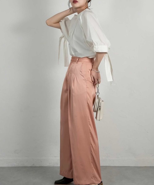 Amiur(エミレ)の「puff sleeve ribbon blouse(シャツ/ブラウス・レディース・アイボリー/ブラック・FREE)」の10枚目の写真