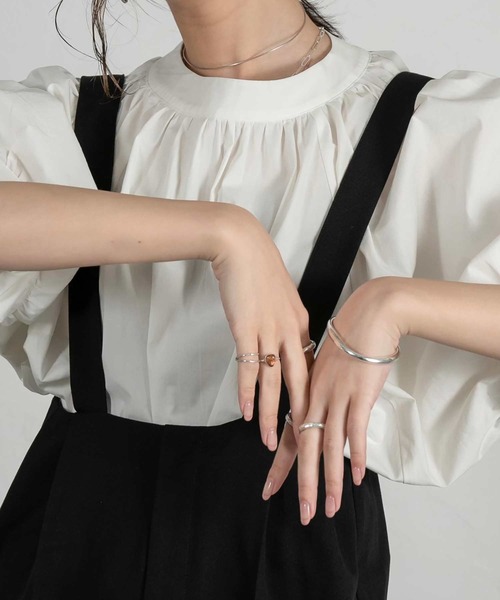 Amiur(エミレ)の「puff sleeve ribbon blouse(シャツ/ブラウス・レディース・アイボリー/ブラック・FREE)」の19枚目の写真