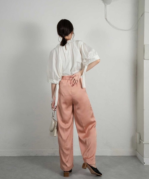 Amiur(エミレ)の「puff sleeve ribbon blouse(シャツ/ブラウス・レディース・アイボリー/ブラック・FREE)」の17枚目の写真