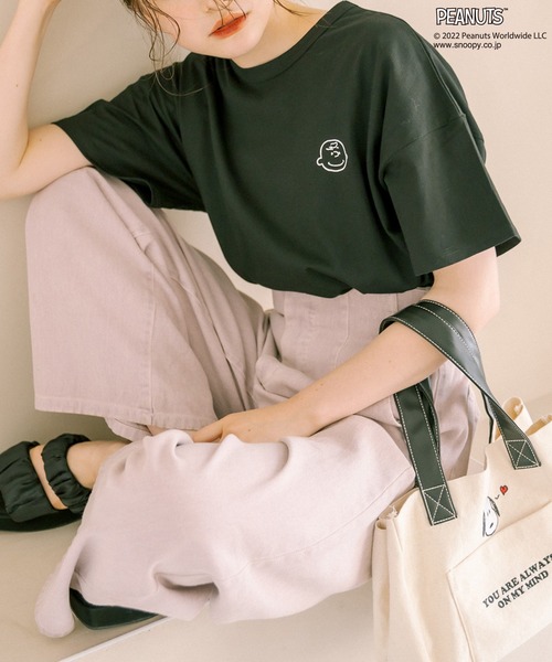 PEANUTS（ピーナッツ）の「PEANUTSゆるTシャツ（Tシャツ/カットソー・レディース・ブラック/オフホワイト・FREE）」の3枚目の写真