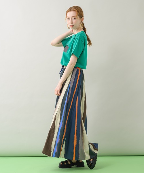 Paradise Picnic(パラダイスピクニック)の「TE VALT ぼかしプリントロングスカート(スカート・レディース・ホワイト/ネイビー・FREE)」の14枚目の写真