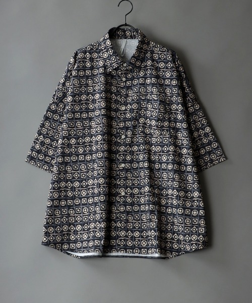 SITRY(シトリー)の「Oversize Drop shoulder Patterned shirt/オーバーサイズ ドロップショルダー 総柄 シャツ(シャツ/ブラウス・メンズ・ホワイト/ライトブルー/ブラック/ベージュ/オフホワイト/イエロー/ブルー/グリーン/ライトブラウン/ブラック系その他・M/L/XL)」の5枚目の写真