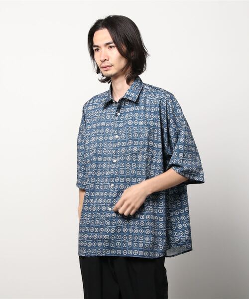 SITRY(シトリー)の「Oversize Drop shoulder Patterned shirt/オーバーサイズ ドロップショルダー 総柄 シャツ(シャツ/ブラウス・メンズ・ホワイト/ライトブルー/ブラック/ベージュ/オフホワイト/イエロー/ブルー/グリーン/ライトブラウン/ブラック系その他・M/L/XL)」の14枚目の写真