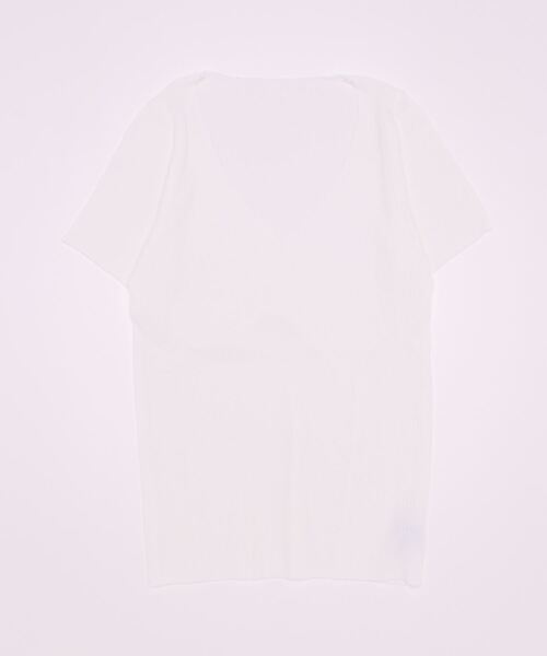 Jasmine Grandiflorum（ジャスミングランディフローラム）の「【Jasmine】シンプル無地Vネック半袖ニットトップス (SS) (EC)（ニット/セーター・レディース・ホワイト/オフホワイト/ブラック/ブラウン/ベージュ/グリーン/ブルー/ネイビー/ライトブルー/パープル/イエロー/レッド/オレンジ/ピンク・MEDIUM/LARGE/SMALL）」の15枚目の写真