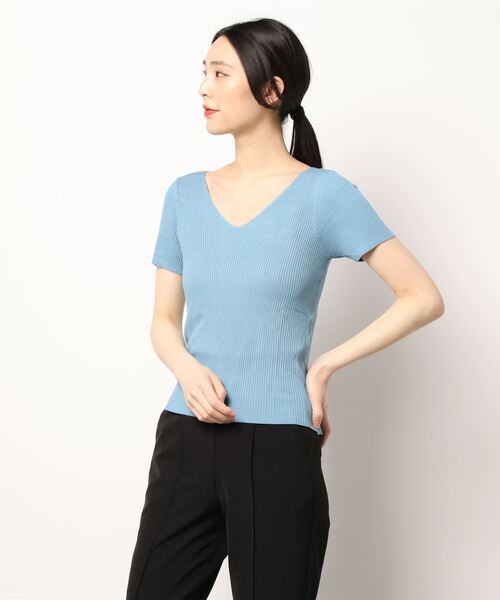 Jasmine Grandiflorum（ジャスミングランディフローラム）の「【Jasmine】シンプル無地Vネック半袖ニットトップス (SS) (EC)（ニット/セーター・レディース・ホワイト/オフホワイト/ブラック/ブラウン/ベージュ/グリーン/ブルー/ネイビー/ライトブルー/パープル/イエロー/レッド/オレンジ/ピンク・MEDIUM/LARGE/SMALL）」の22枚目の写真