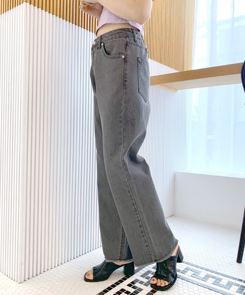 OLIVE des OLIVE（オリーブデオリーブ）の「ストレートデニムダメージパンツ（デニムパンツ・レディース・ブラック/オフホワイト/サックスブルー・FREE）」の16枚目の写真