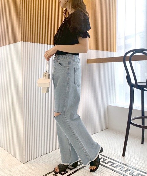 OLIVE des OLIVE（オリーブデオリーブ）の「ストレートデニムダメージパンツ（デニムパンツ・レディース・ブラック/オフホワイト/サックスブルー・FREE）」の20枚目の写真