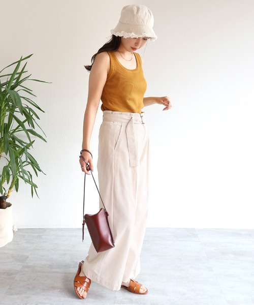 andme(アンドミー)の「リネンベルト付ハイウエストワイドパンツ(その他パンツ・レディース・ブラック/ネイビー/レッド/イエロー/グレイッシュベージュ/キナリ・M/L)」の21枚目の写真