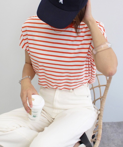 MLI'A(エムリア)の「ボーダーフレンチスリーブTシャツ(Tシャツ/カットソー・レディース・ホワイト×ブルー/ホワイト×グリーン/ホワイト系6/ホワイト×ブラック/ホワイト×レッド・M)」の5枚目の写真
